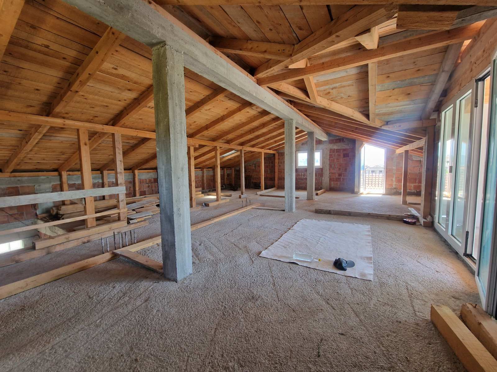 Na prodaju ekskluzivna dvospratna kuća 590m² sa panoramskim pogledom na more – Tivat, Mažina - Amfora Real Estate