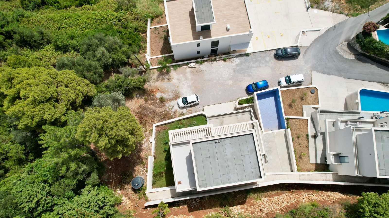 Luksuzna trospratna vila sa bazenom, panoramskim pogledom na more i Stari grad – 184 m², Komoševina, Budva - Amfora Real Estate