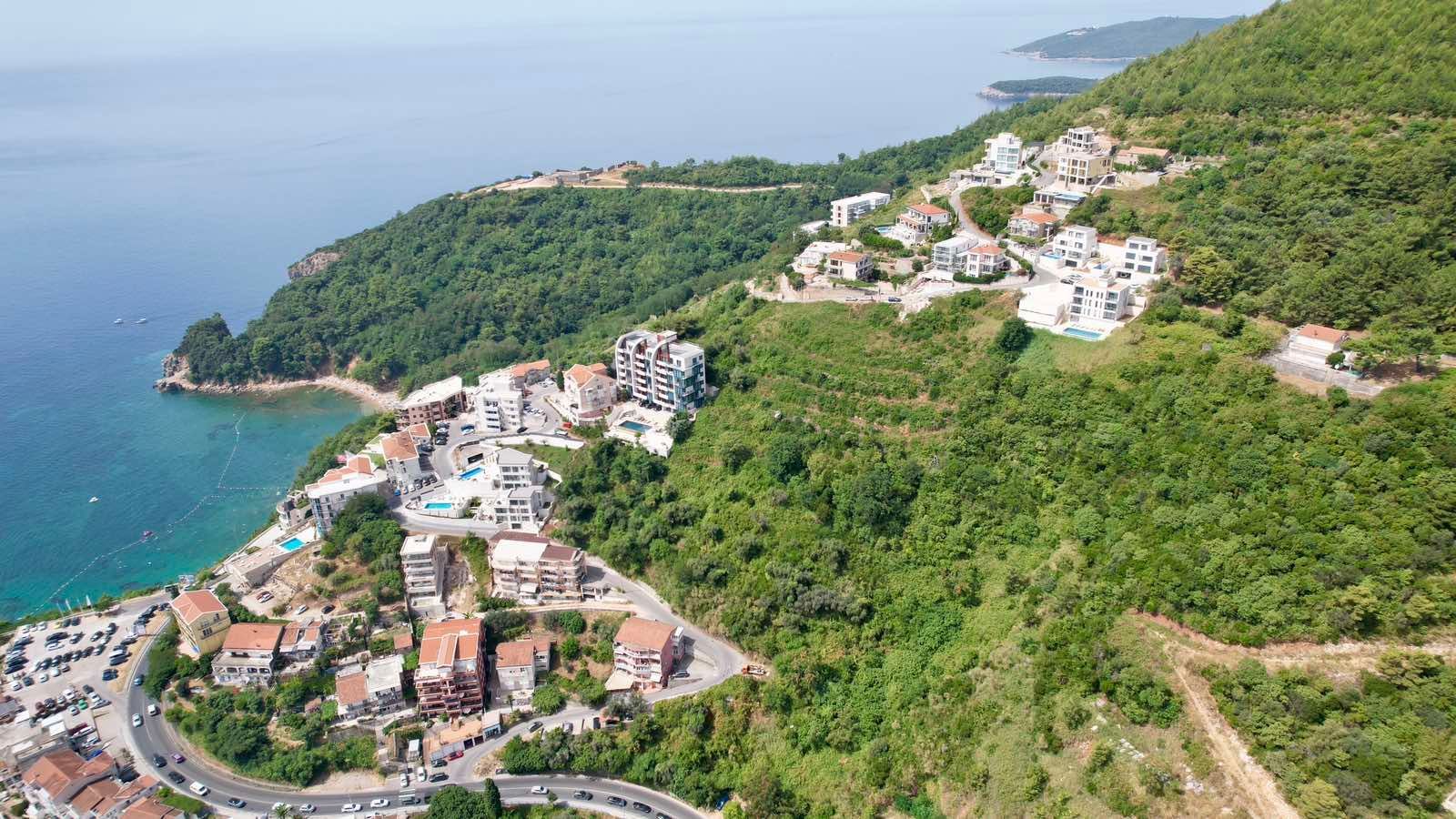 Luksuzna trospratna vila sa bazenom, panoramskim pogledom na more i Stari grad – 184 m², Komoševina, Budva - Amfora Real Estate