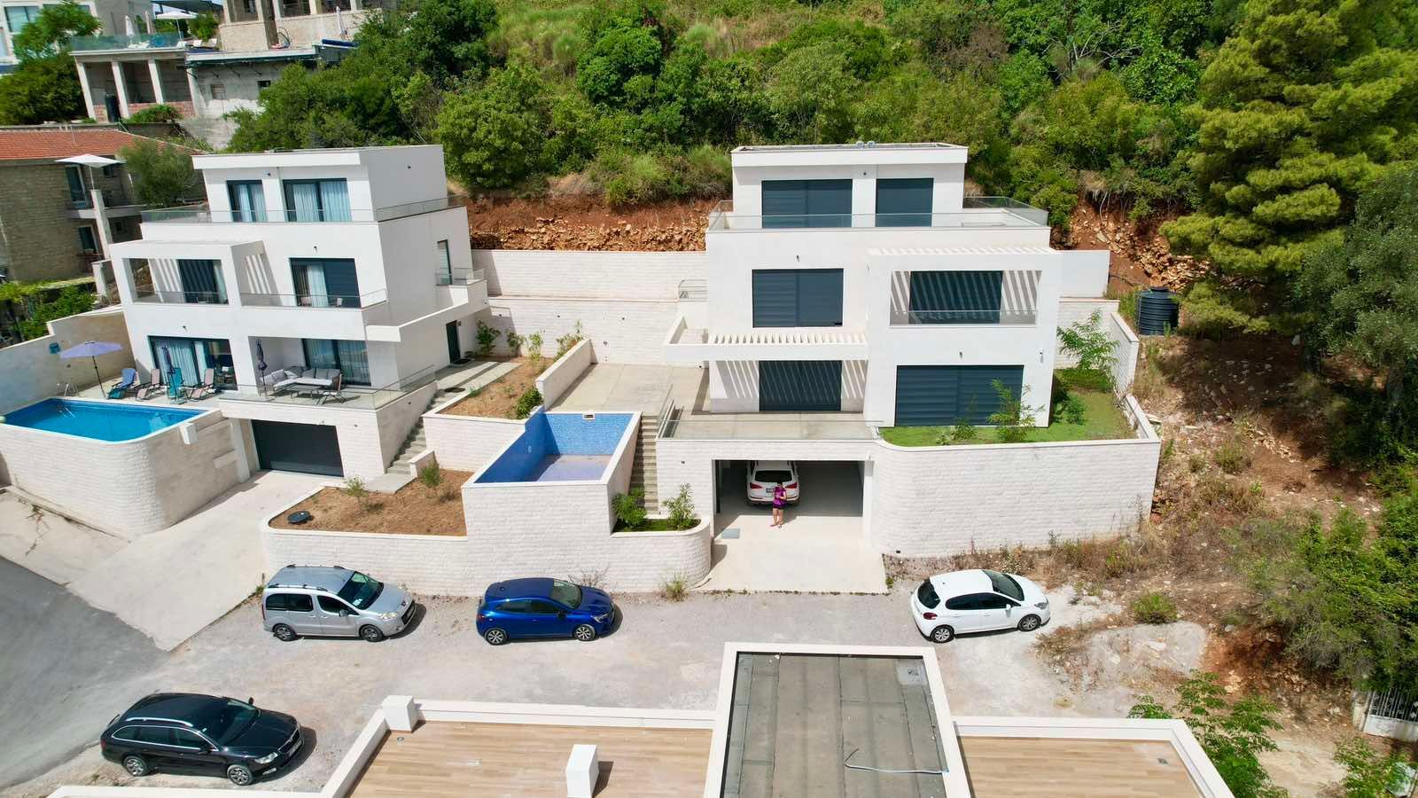 Luksuzna trospratna vila sa bazenom, panoramskim pogledom na more i Stari grad – 184 m², Komoševina, Budva - Amfora Real Estate