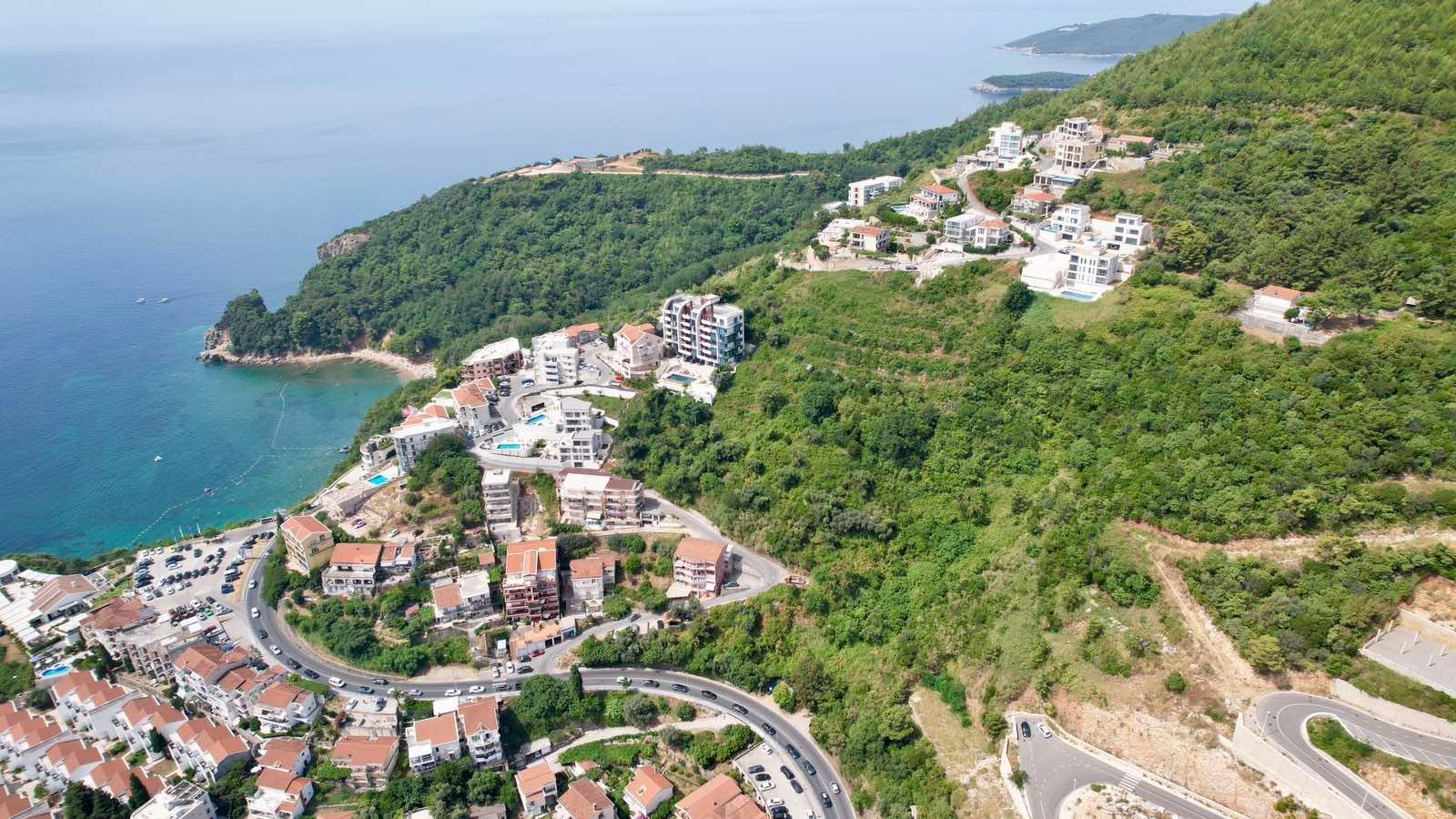 Luksuzna trospratna vila sa bazenom, panoramskim pogledom na more i Stari grad – 184 m², Komoševina, Budva - Amfora Real Estate