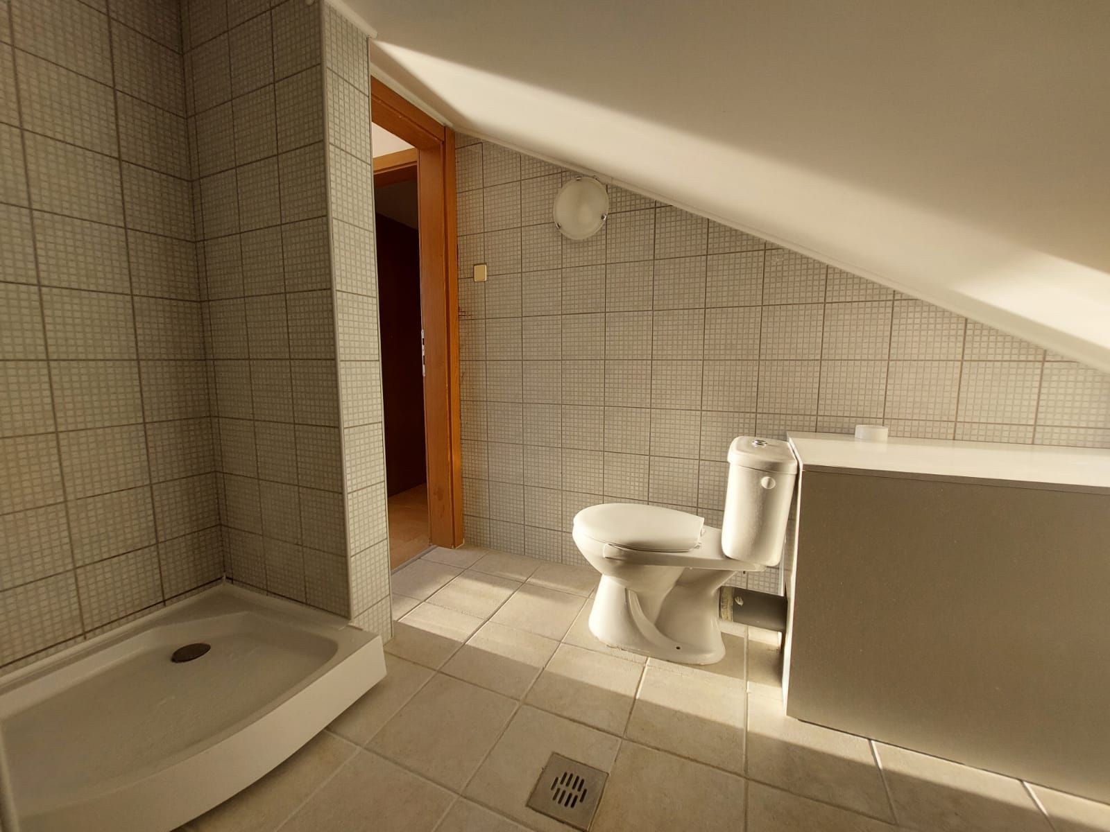 Dupleks Dvosoban Stan sa Pogledom na More,Bazenom i Parking Mestom u Kumboru, Herceg Novi - Dugoročno Izdavanje (DOSTUPAN OD 01.09.2025) - Amfora Real Estate