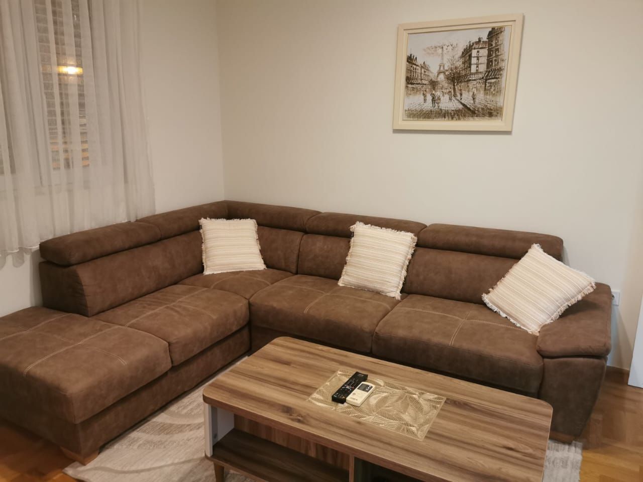 Jednosoban namešten stan 52m² u Rozinu, Budva – Dostupno do 01.06.2026 - Amfora Real Estate