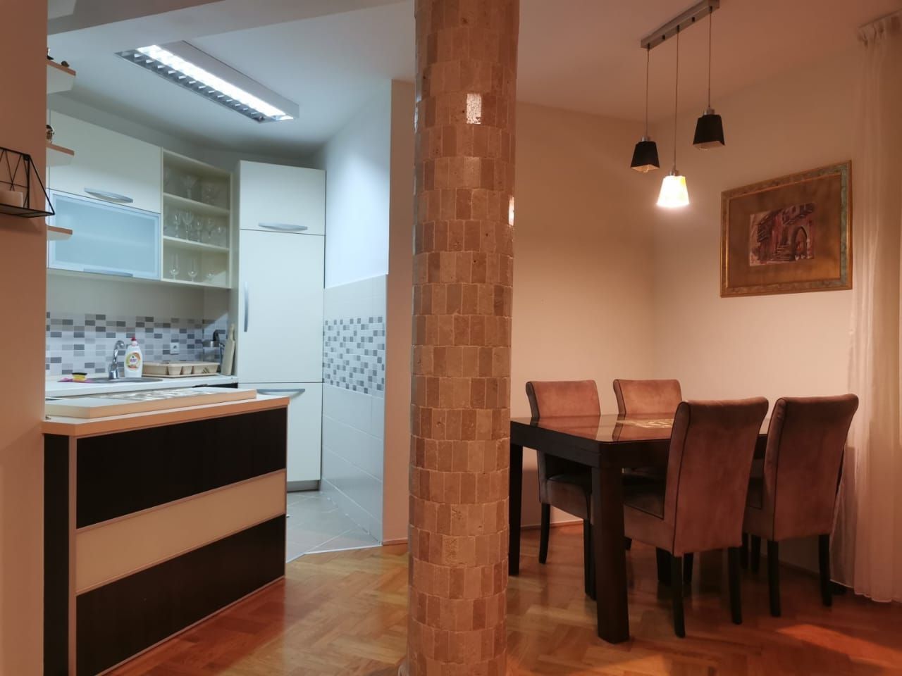 Jednosoban namešten stan 52m² u Rozinu, Budva – Dostupno do 01.06.2026 - Amfora Real Estate