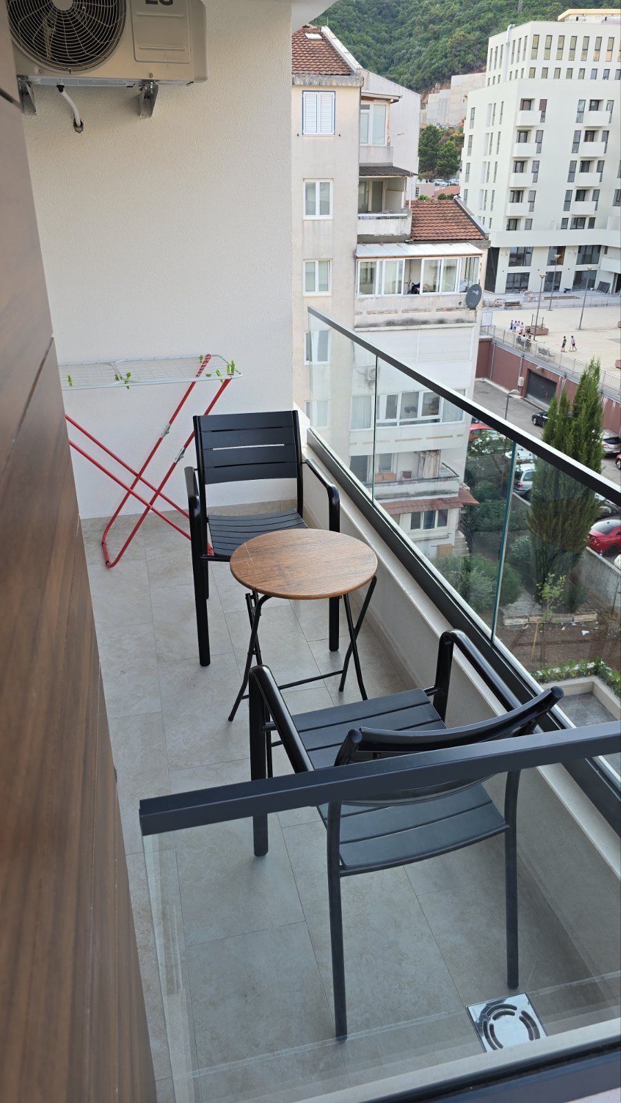 Namesten dvosoban stan sa garaznim mestom, Budva-Rozino (Na duzi period,dostupno od 01.09.2025) - Amfora Real Estate