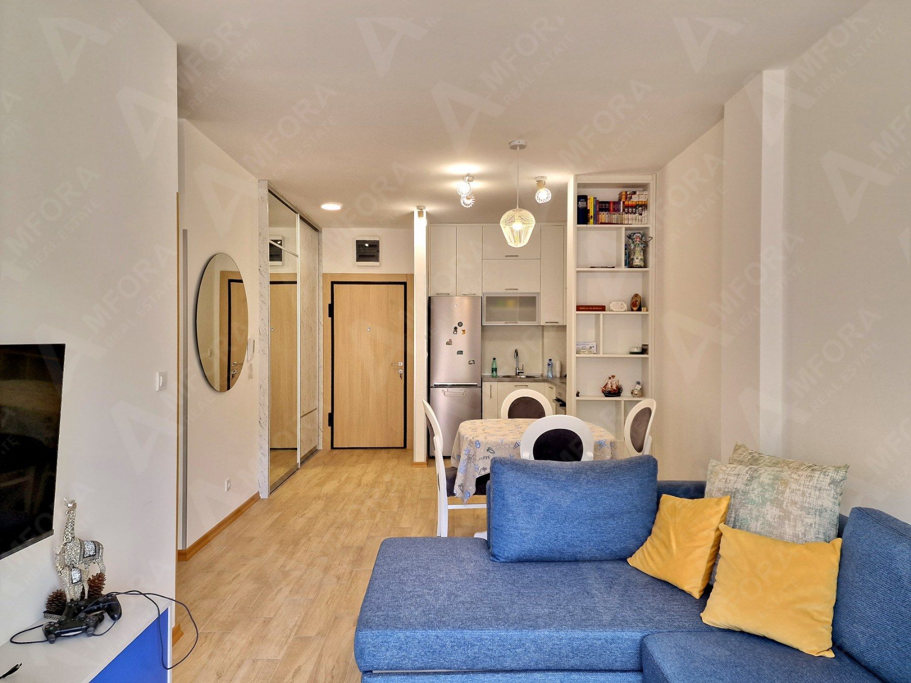 JEDNOSOBAN MODERNO OPREMLJEN STAN 45 M² SA POGLEDOM NA MORE I GARAŽNIM MESTOM U KOMPLEKSU THE OLD BAKERY – BUDVA (NA DUZI PERIOD) - Amfora Real Estate