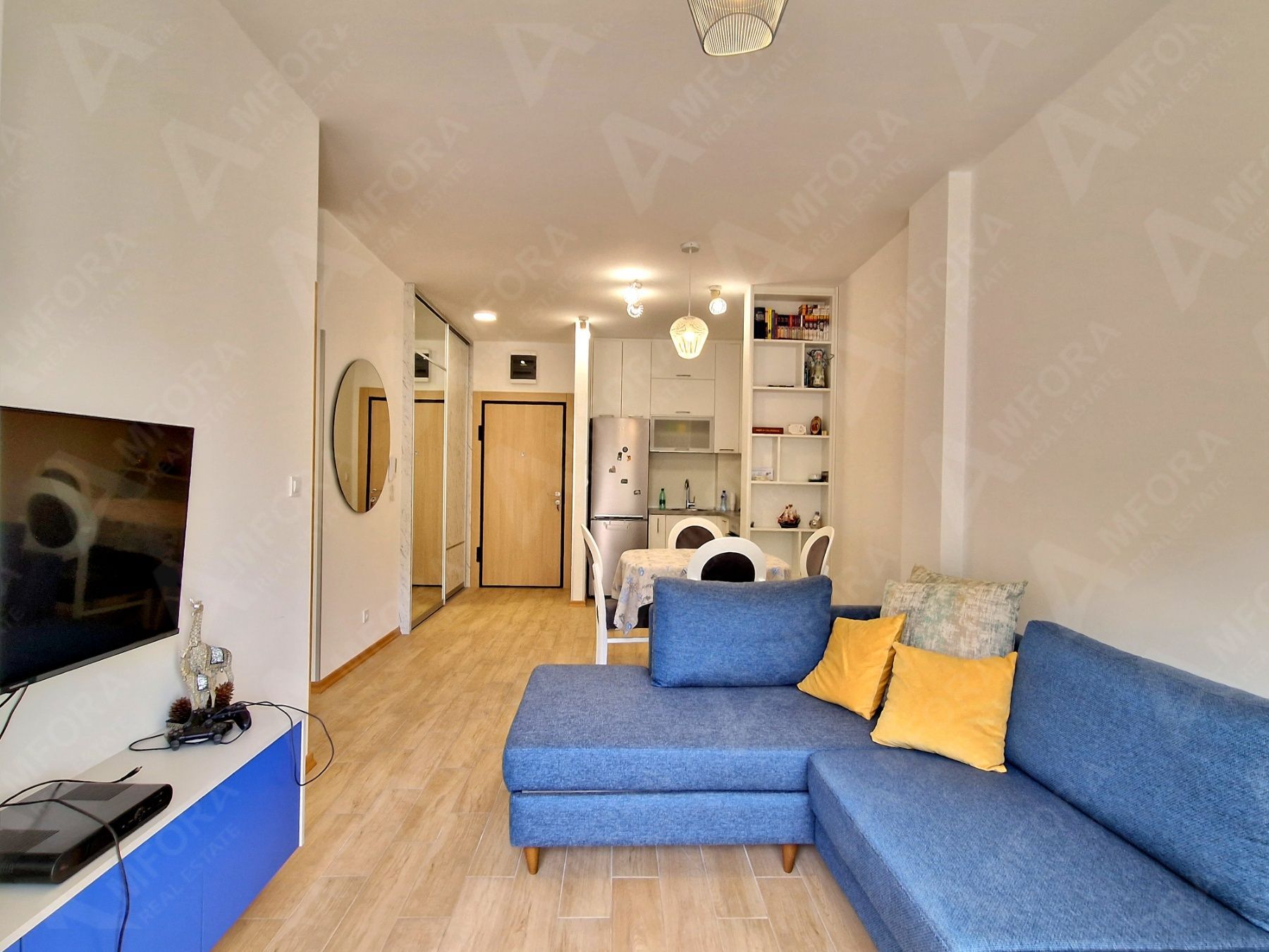 JEDNOSOBAN MODERNO OPREMLJEN STAN 45 M² SA POGLEDOM NA MORE I GARAŽNIM MESTOM U KOMPLEKSU THE OLD BAKERY – BUDVA (NA DUZI PERIOD) - Amfora Real Estate