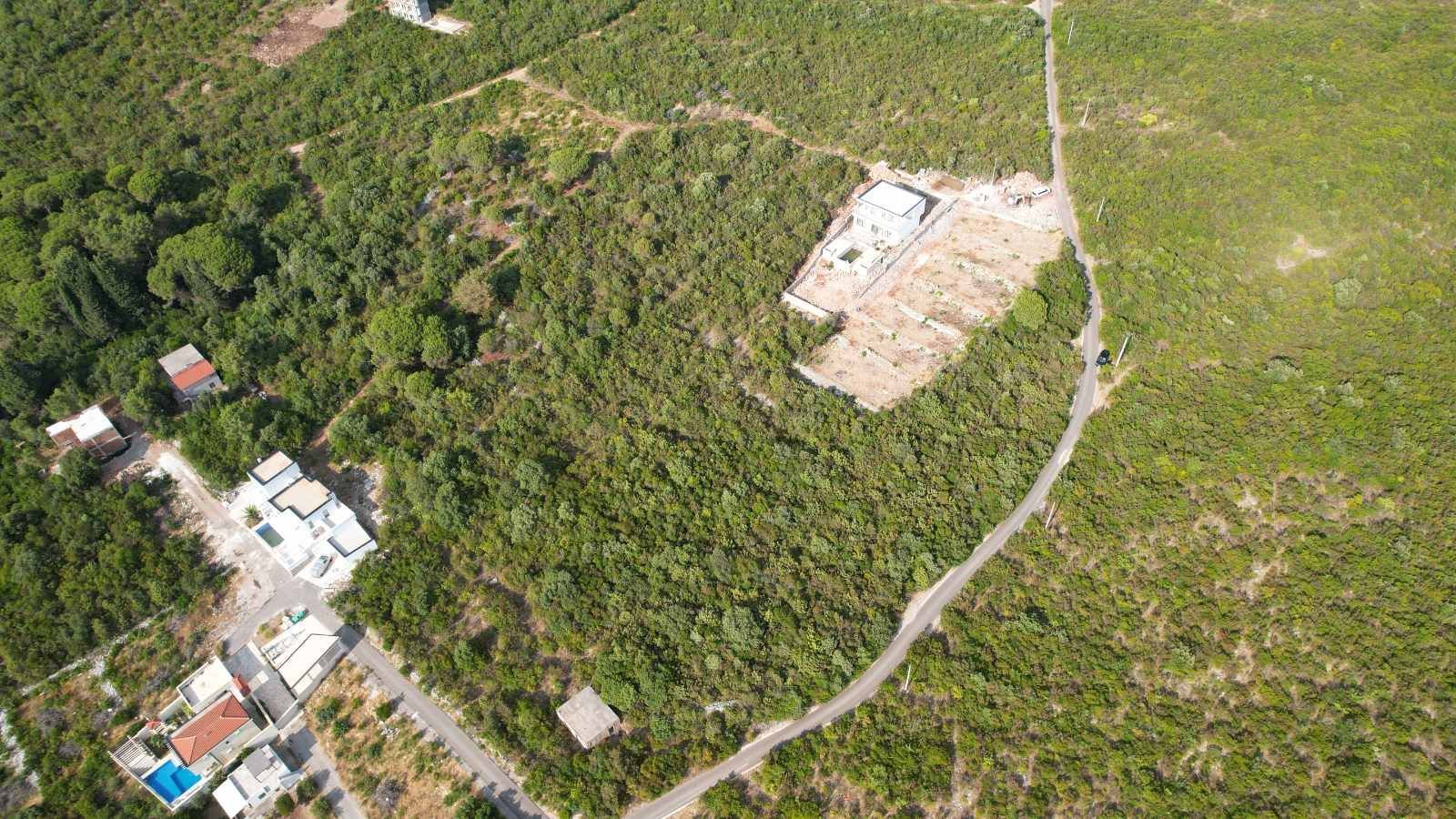 Urbanizovan plac 2270m² sa panoramskim pogledom na more – Zagora, Kotor – Hitna prodaja - Amfora Real Estate