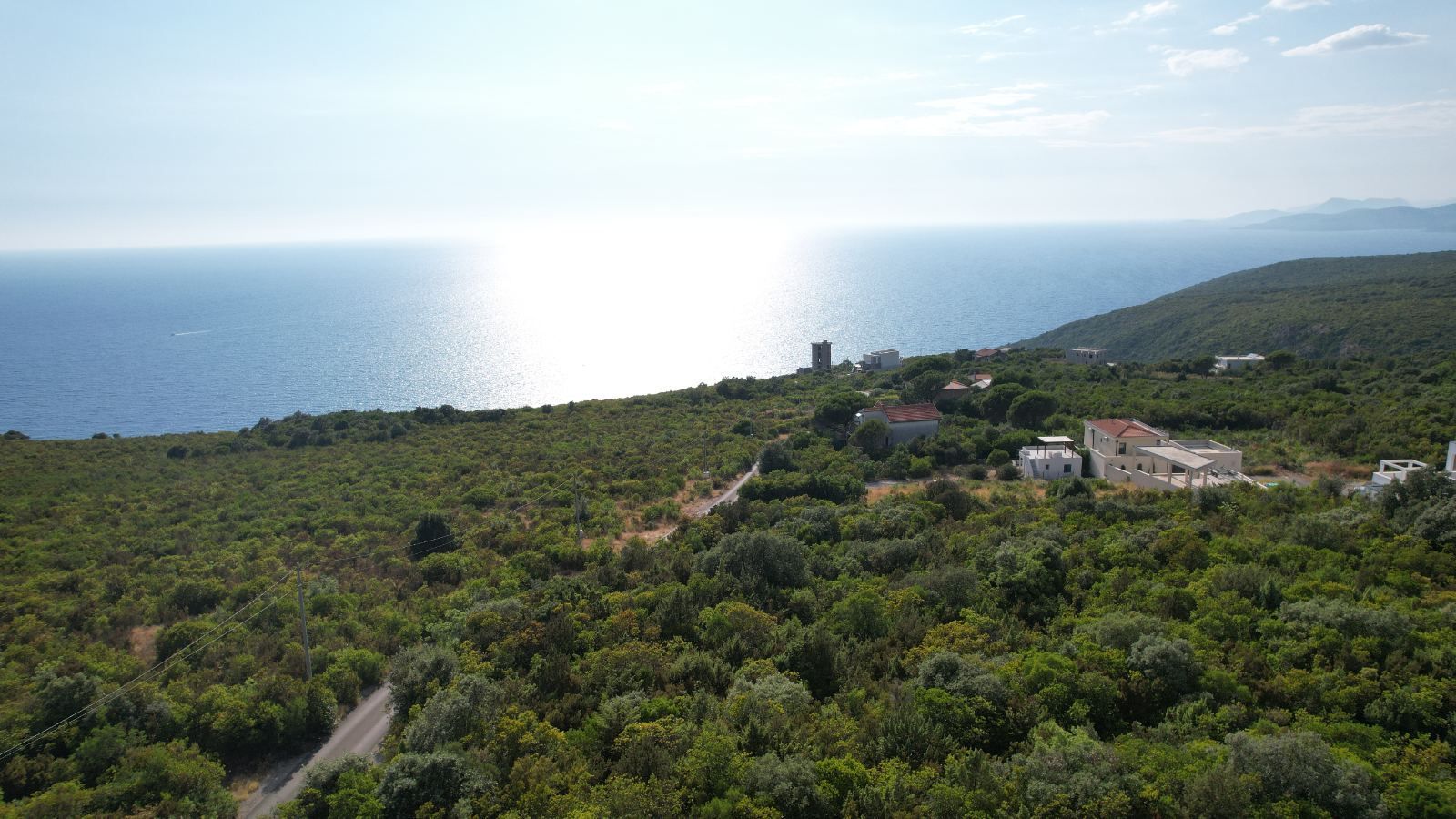 Urbanizovan plac 2270m² sa panoramskim pogledom na more – Zagora, Kotor – Hitna prodaja - Amfora Real Estate