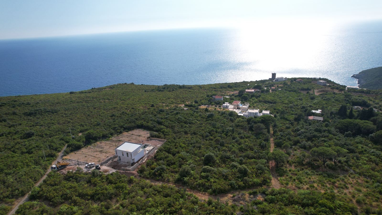 Urbanizovan plac 2270m² sa panoramskim pogledom na more – Zagora, Kotor – Hitna prodaja - Amfora Real Estate