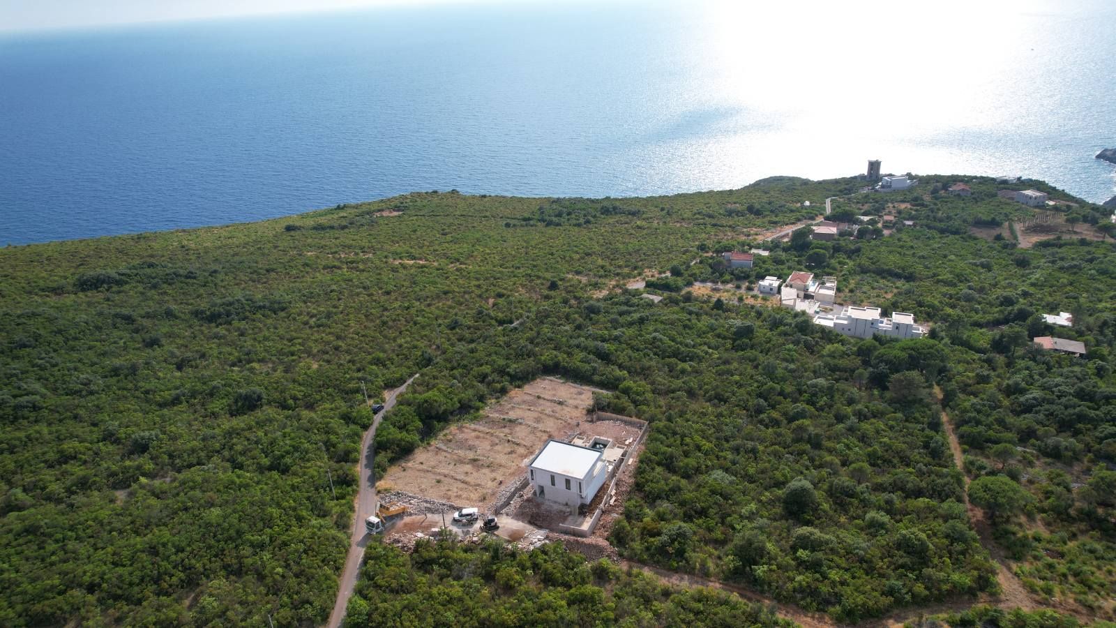 Urbanizovan plac 2270m² sa panoramskim pogledom na more – Zagora, Kotor – Hitna prodaja - Amfora Real Estate