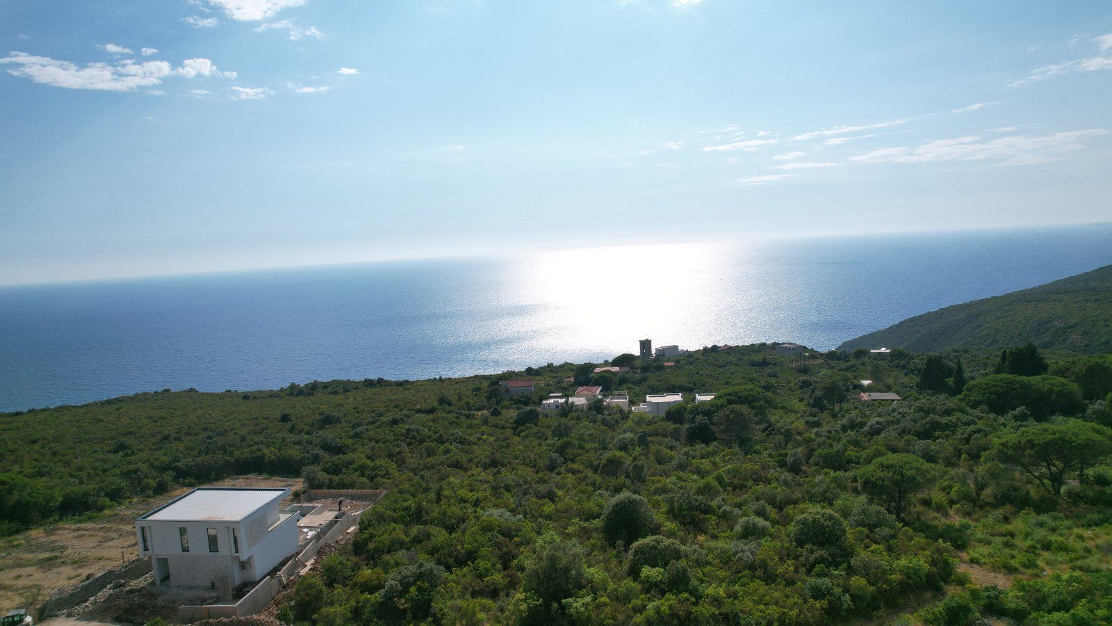 Urbanizovan plac 2270m² sa panoramskim pogledom na more – Zagora, Kotor – Hitna prodaja - Amfora Real Estate