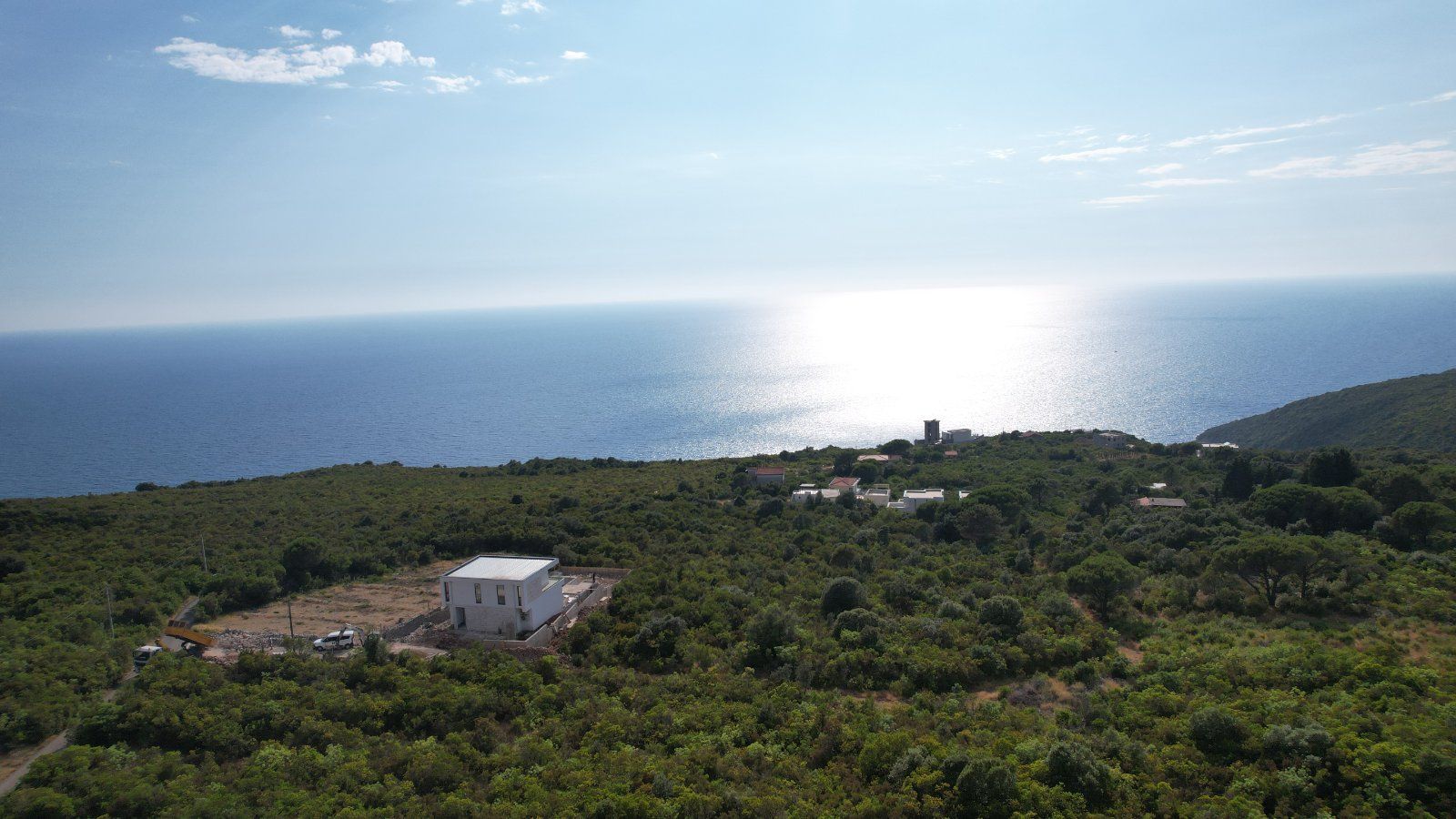 Urbanizovan plac 2270m² sa panoramskim pogledom na more – Zagora, Kotor – Hitna prodaja - Amfora Real Estate