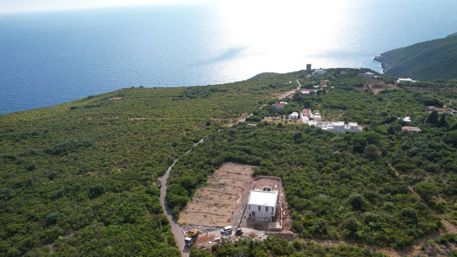 Urbanizovan plac 2270m² sa panoramskim pogledom na more – Zagora, Kotor – Hitna prodaja - Amfora Real Estate