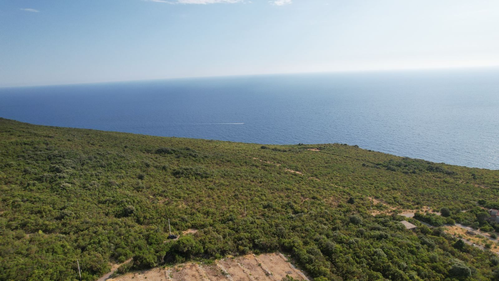 Urbanizovan plac 2270m² sa panoramskim pogledom na more – Zagora, Kotor – Hitna prodaja - Amfora Real Estate