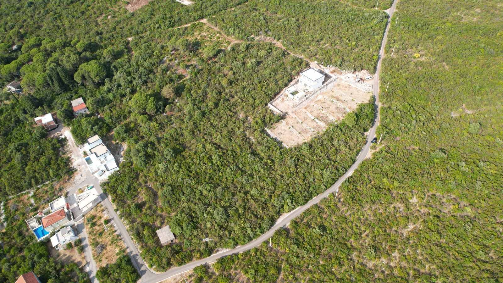 Urbanizovan plac 2270m² sa panoramskim pogledom na more – Zagora, Kotor – Hitna prodaja - Amfora Real Estate