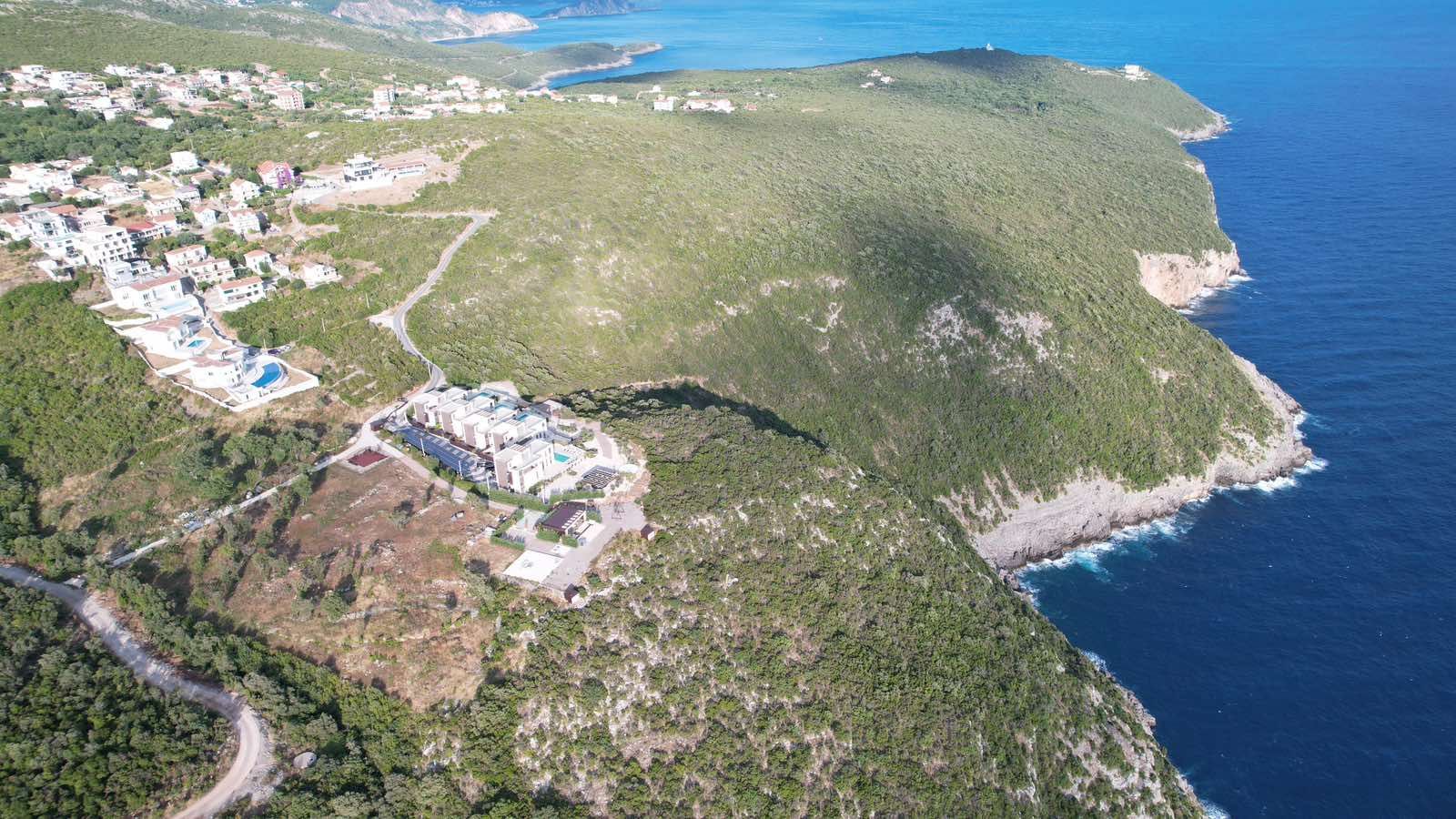 Plac 1000m² sa UT uslovima i panoramskim pogledom na more – Krimovica, Kotor - Amfora Real Estate