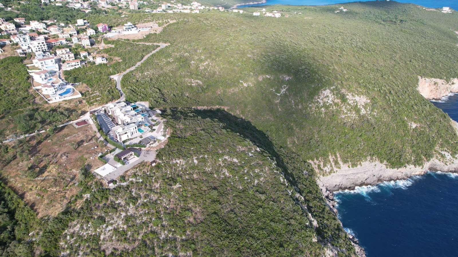 Plac 1000m² sa UT uslovima i panoramskim pogledom na more – Krimovica, Kotor - Amfora Real Estate