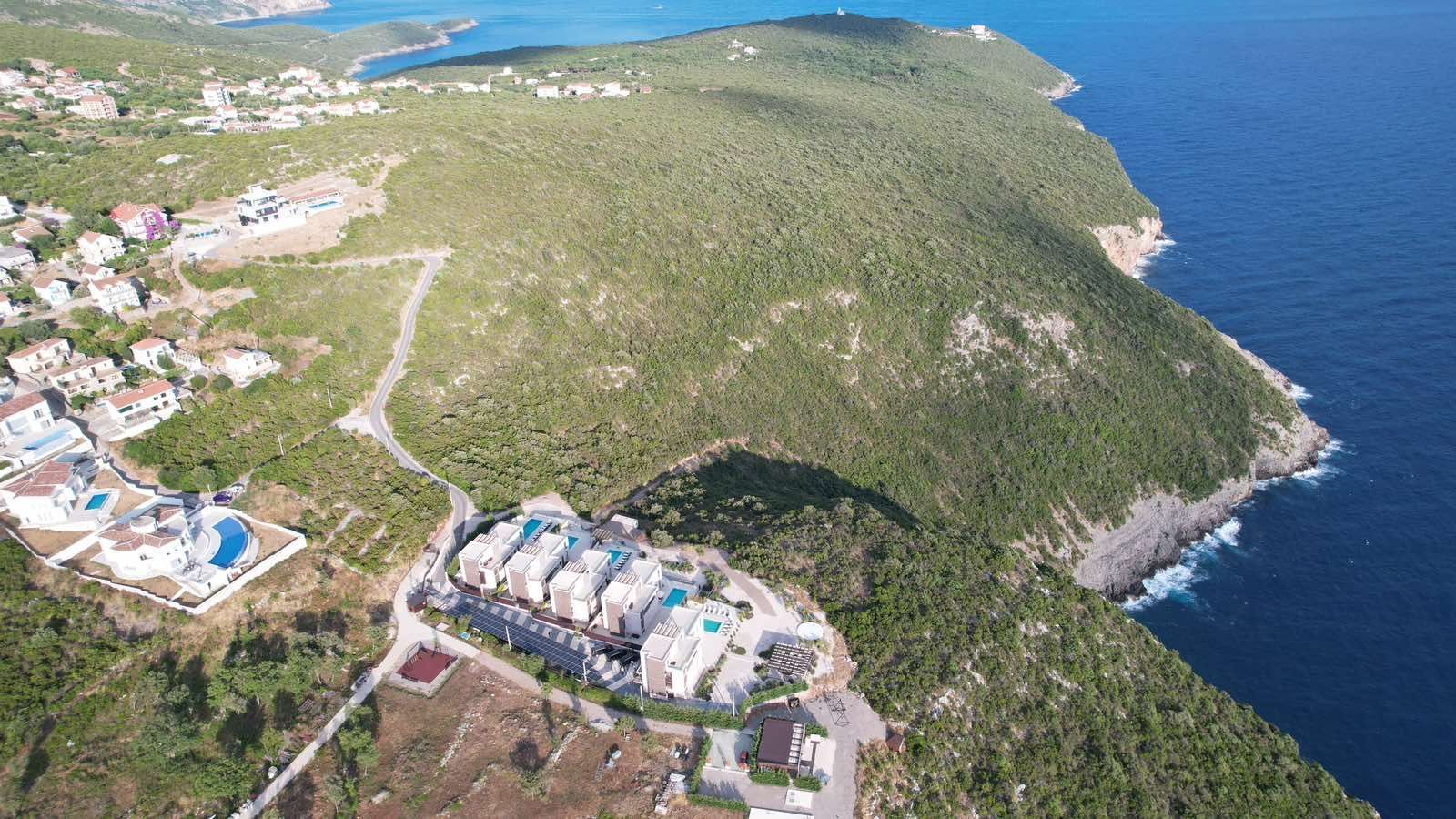 Plac 1000m² sa UT uslovima i panoramskim pogledom na more – Krimovica, Kotor - Amfora Real Estate