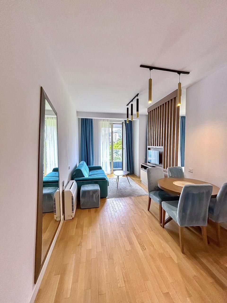 Prodaja luksuznog jednosobnog stana 40 m² sa panoramskim pogledom na more – Bečići, Skyline Resort - Amfora Real Estate