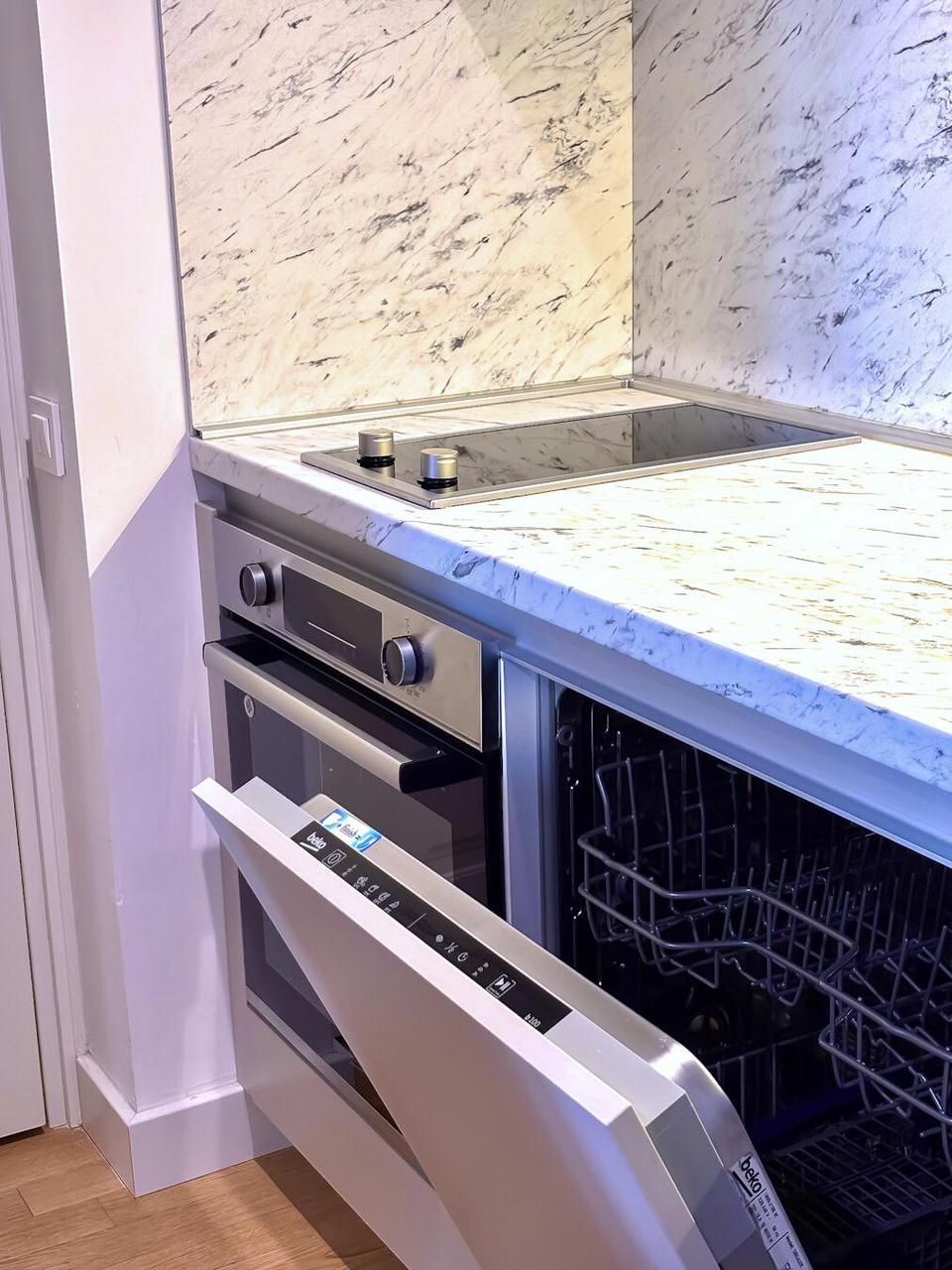 Prodaja luksuznog jednosobnog stana 40 m² sa panoramskim pogledom na more – Bečići, Skyline Resort - Amfora Real Estate