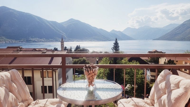 Jednosoban stan od 49m² sa panoramskim pogledom na more – Dobrota, Sveti Stasije - Amfora Real Estate