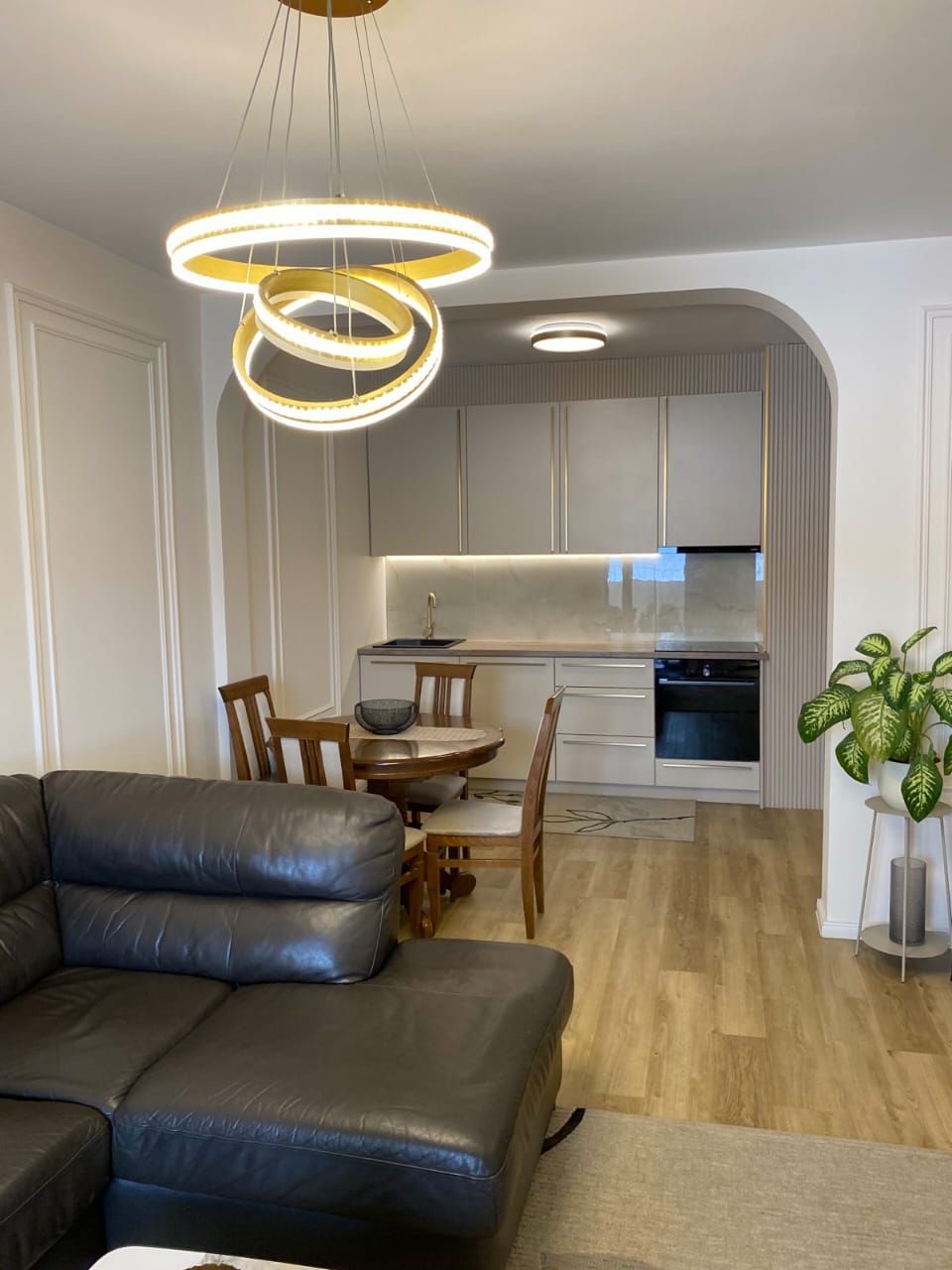 Dvosoban moderno opremljen stan 72 m² – Vezirov Most, Podgorica - Amfora Real Estate