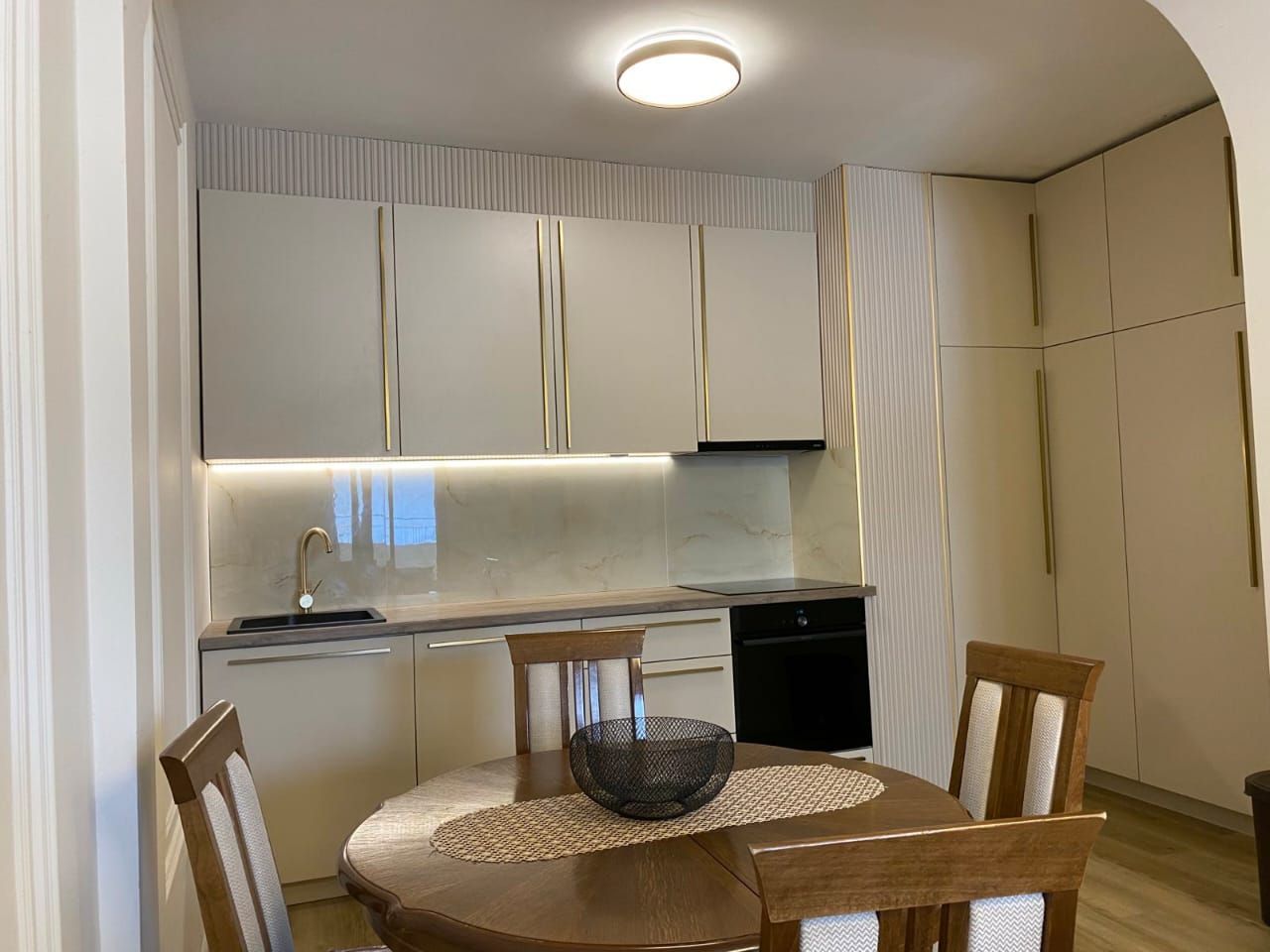 Dvosoban moderno opremljen stan 72 m² – Vezirov Most, Podgorica - Amfora Real Estate