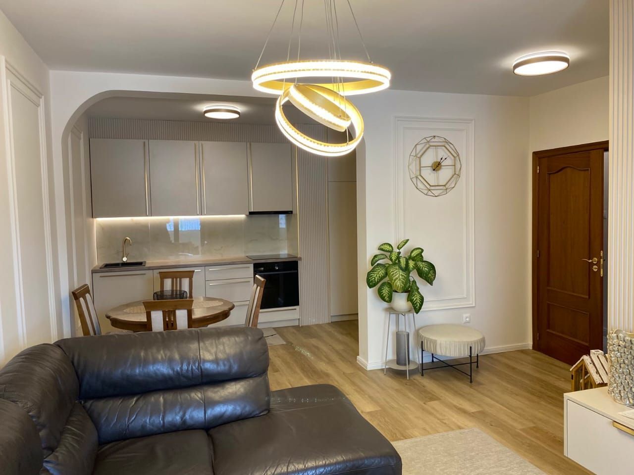 Dvosoban moderno opremljen stan 72 m² – Vezirov Most, Podgorica - Amfora Real Estate