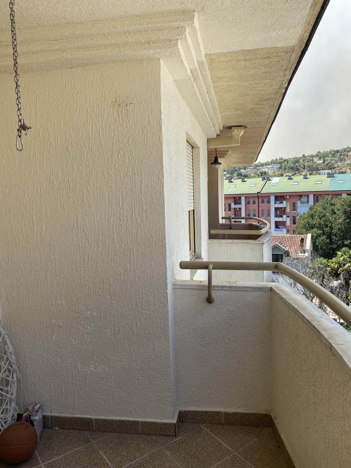 Dvosoban moderno opremljen stan 72 m² – Vezirov Most, Podgorica - Amfora Real Estate