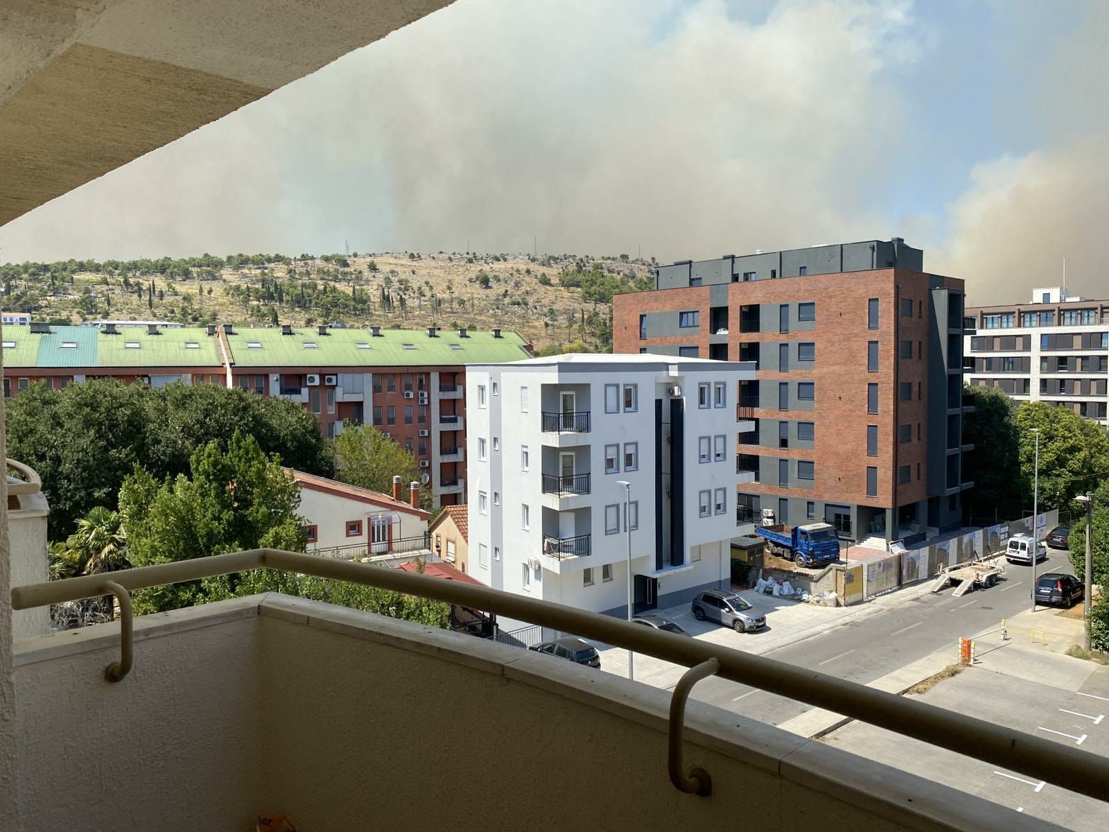 Dvosoban moderno opremljen stan 72 m² – Vezirov Most, Podgorica - Amfora Real Estate