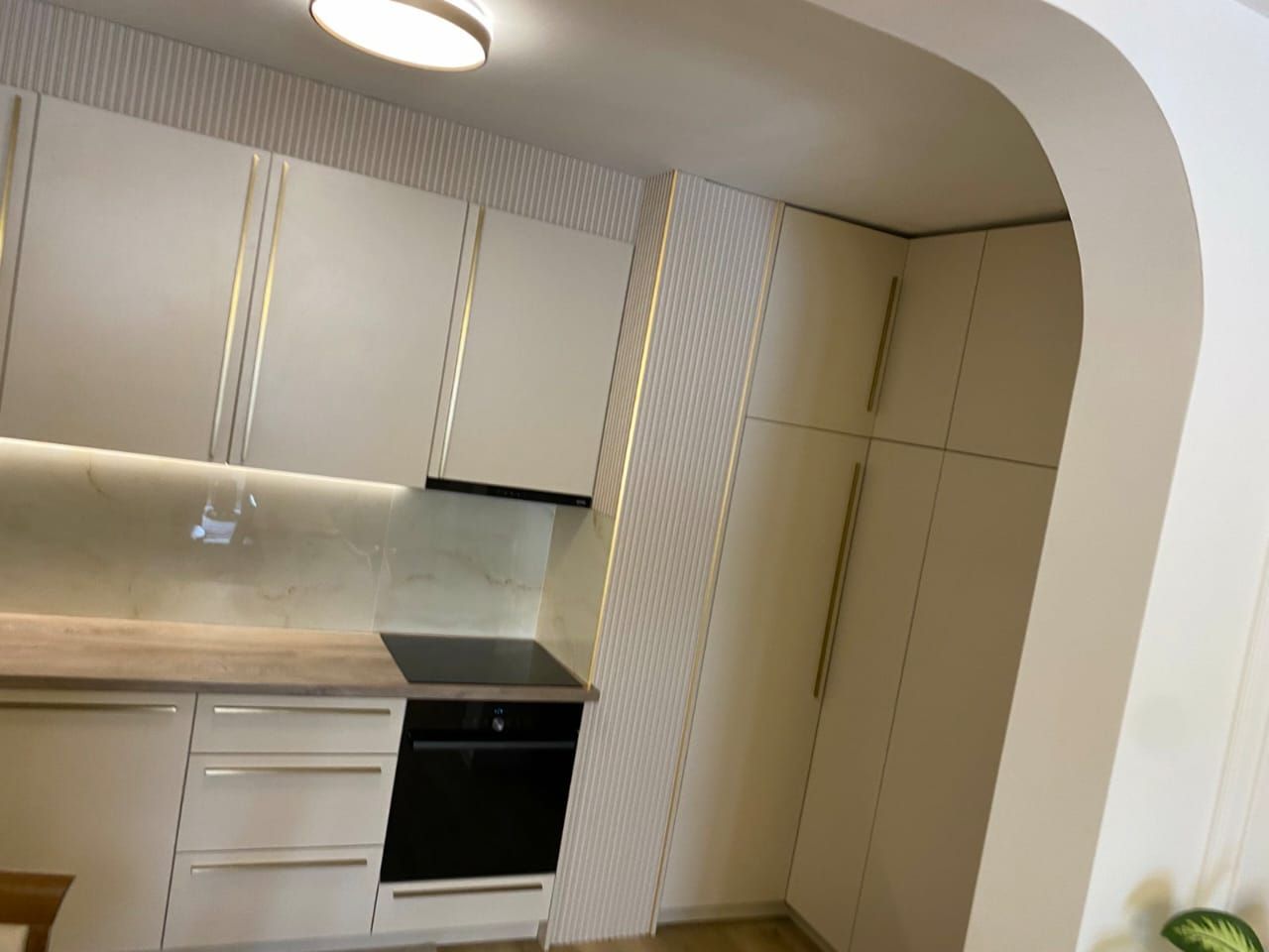 Dvosoban moderno opremljen stan 72 m² – Vezirov Most, Podgorica - Amfora Real Estate