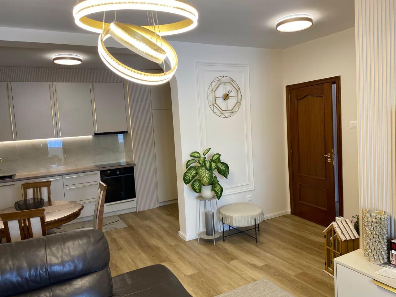 Dvosoban moderno opremljen stan 72 m² – Vezirov Most, Podgorica - Amfora Real Estate