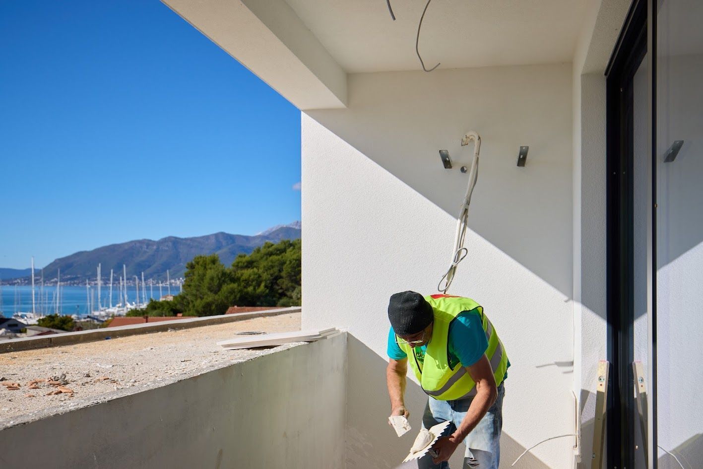 Jednosoban apartman 94.1m2 u novom kompleksu sa panoramskim pogledom na more – Tivat - Amfora Real Estate