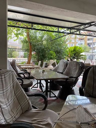 Na prodaju razrađena cafe–picerija 186 m², na odličnoj lokaciji u Budvi – sigurna investicija sa visokom zaradom - Amfora Real Estate