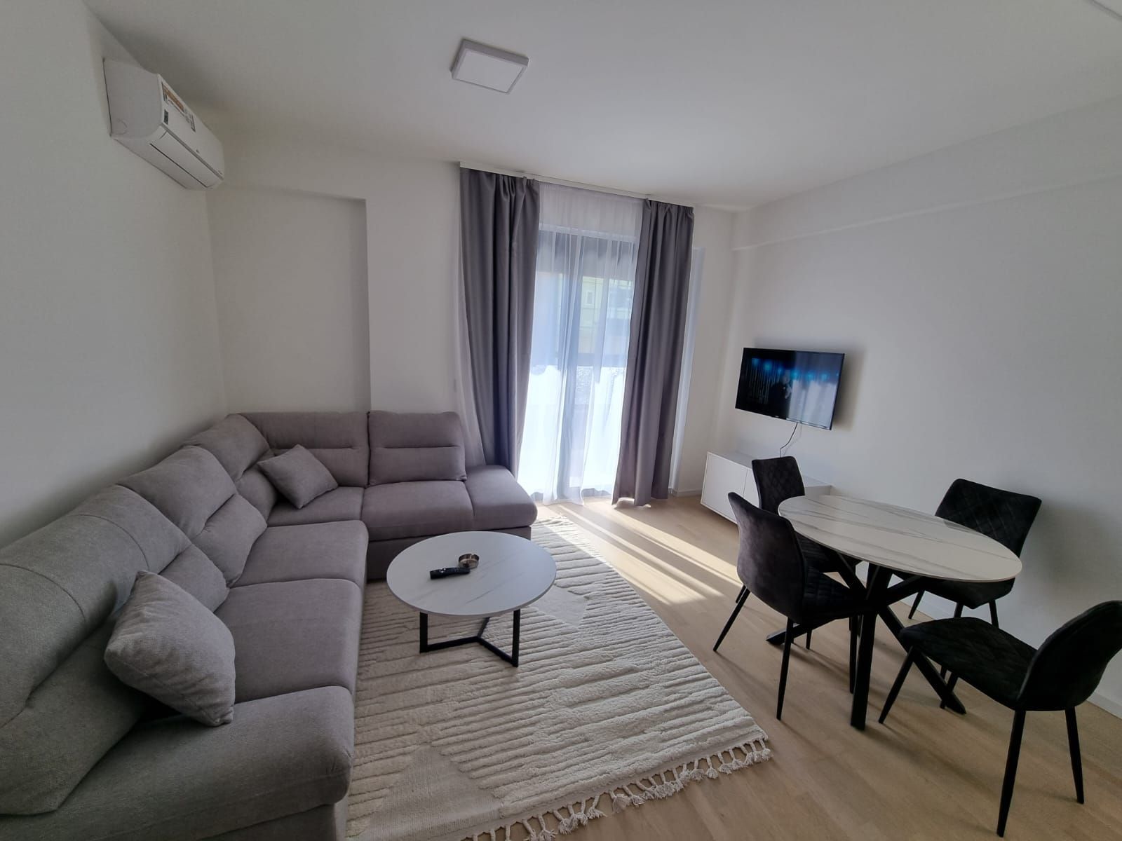 Moderan jednosoban stan 40 m² – Podkošljun, Budva  (IZDAVANJE NA DUZI PERIOD) - Amfora Real Estate