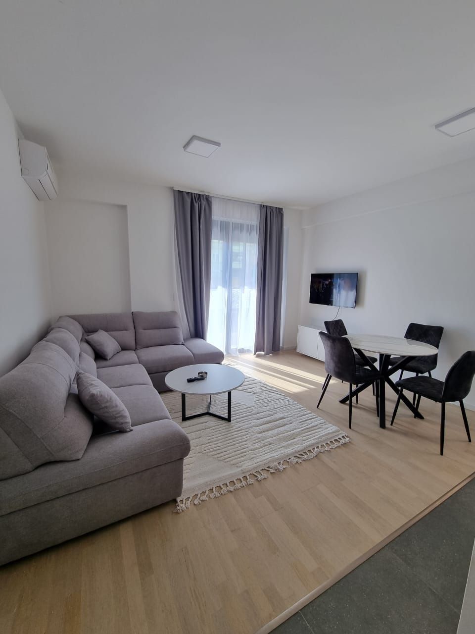 Moderan jednosoban stan 40 m² – Podkošljun, Budva  (IZDAVANJE NA DUZI PERIOD) - Amfora Real Estate