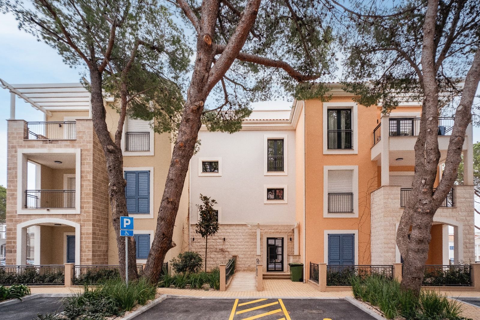 Ekskluzivan jednosoban apartman 72,05 m² – Luštica Bay, Centrale (fleksibilni uslovi plaćanja) - Amfora Real Estate