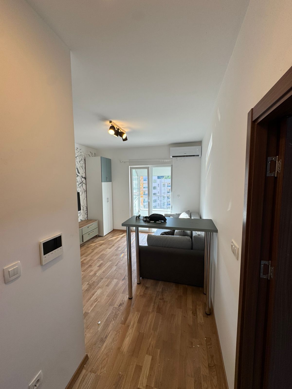 Nov opremljen studio apartman u Becicima (Izdavanje na duzi period)) - Amfora Real Estate