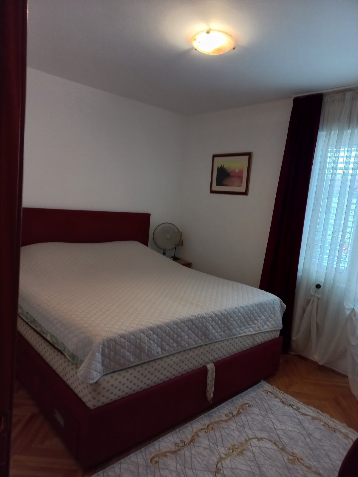 Dvosoban namešten stan 58m² + terasa 28m2 u naselju Babilonija, Budva (Dostupan do 1.07.2026) - Amfora Real Estate