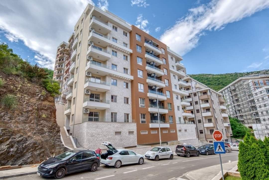 Izdavanje,Becici-Jednosoban stan 45m2 (NA DUZI PERIOD) - Amfora Real Estate