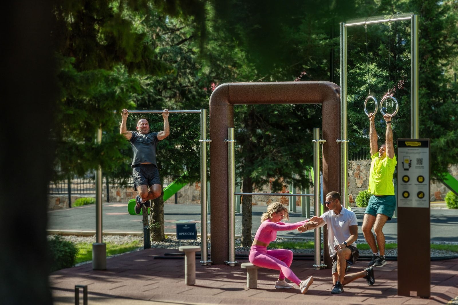 Ekskluzivan dvosoban apartman 97.84m2 + 7.6m2 dvorista  – Luštica Bay, Centrale (fleksibilni uslovi plaćanja) - Amfora Real Estate