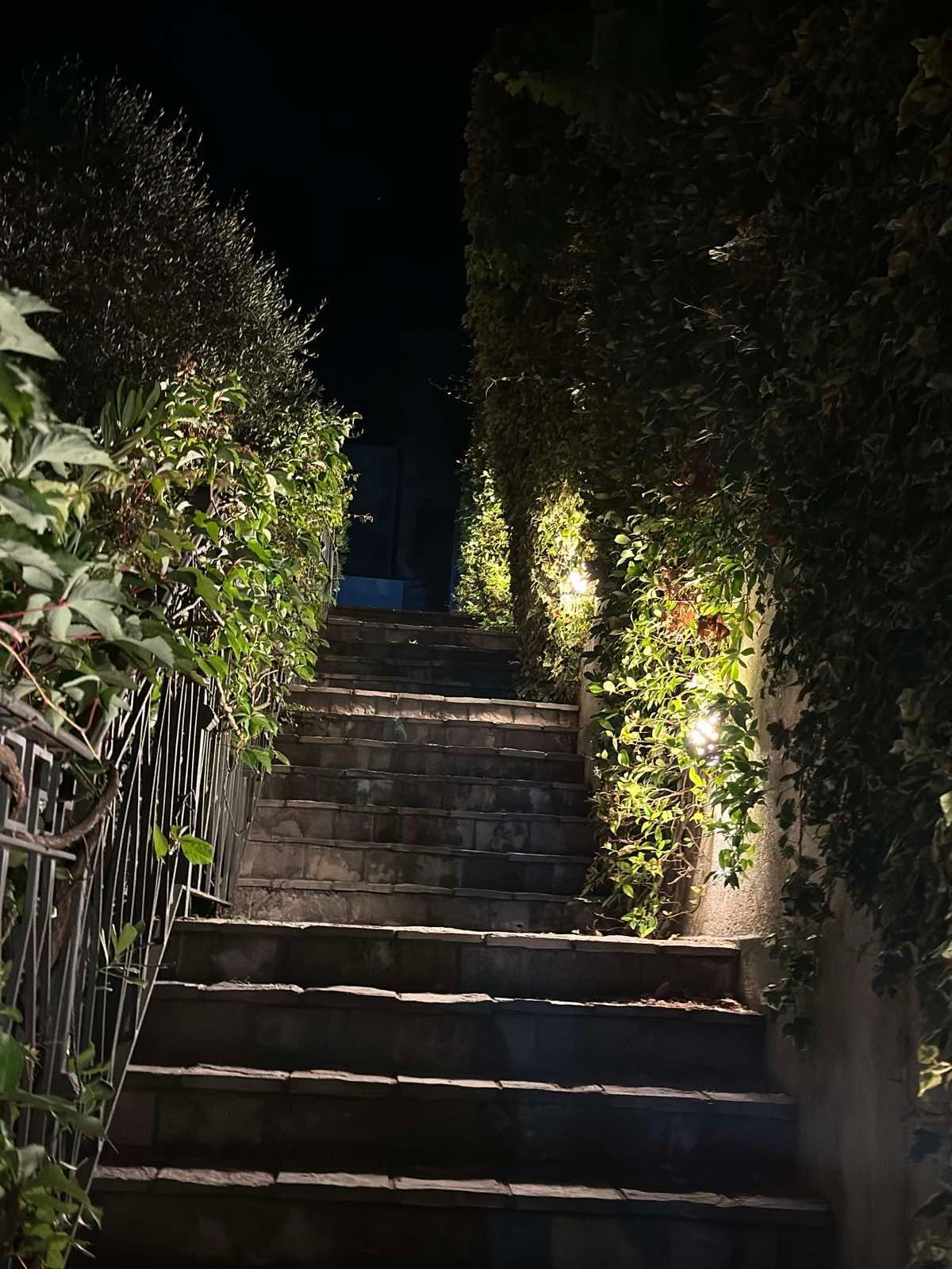 Kuća 176 m² sa bazenom i parking mestom u Lastvi Grbaljskoj, Budva  (Izdavanje na duži period) - Amfora Real Estate