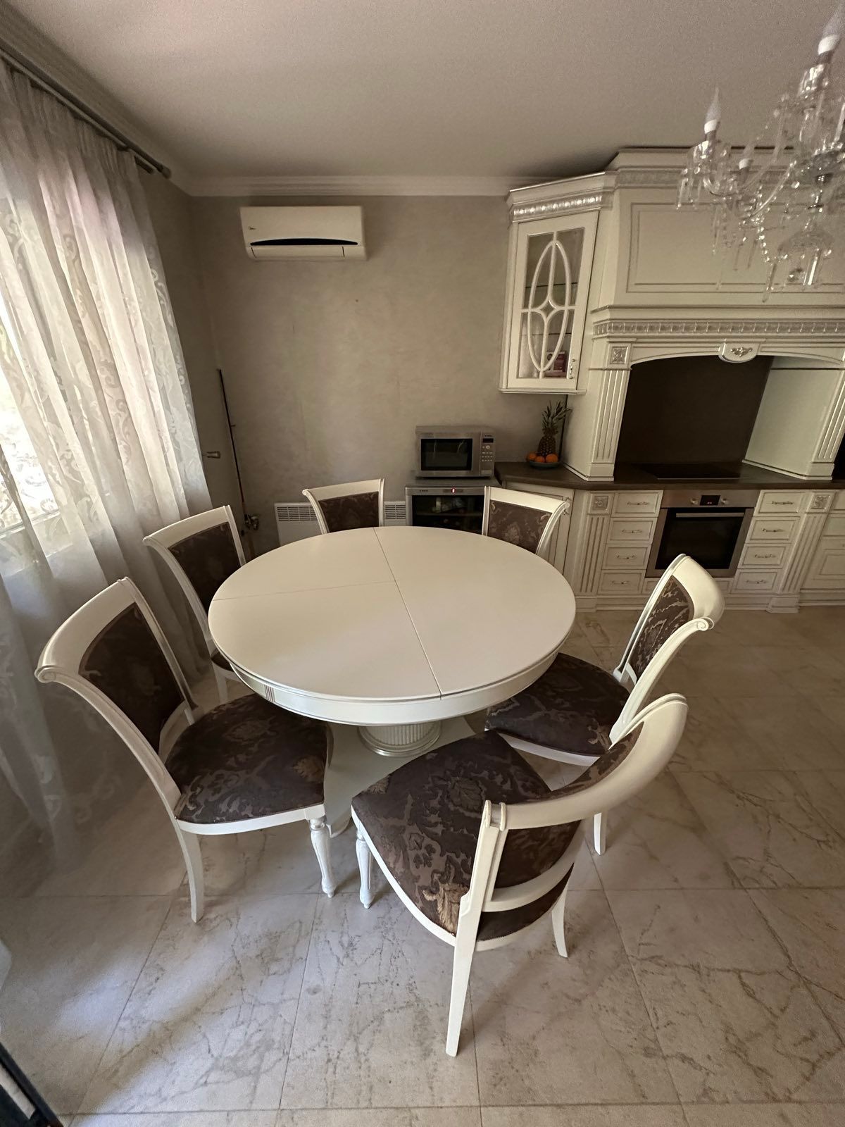 Kuća 176 m² sa bazenom i parking mestom u Lastvi Grbaljskoj, Budva  (Izdavanje na duži period) - Amfora Real Estate