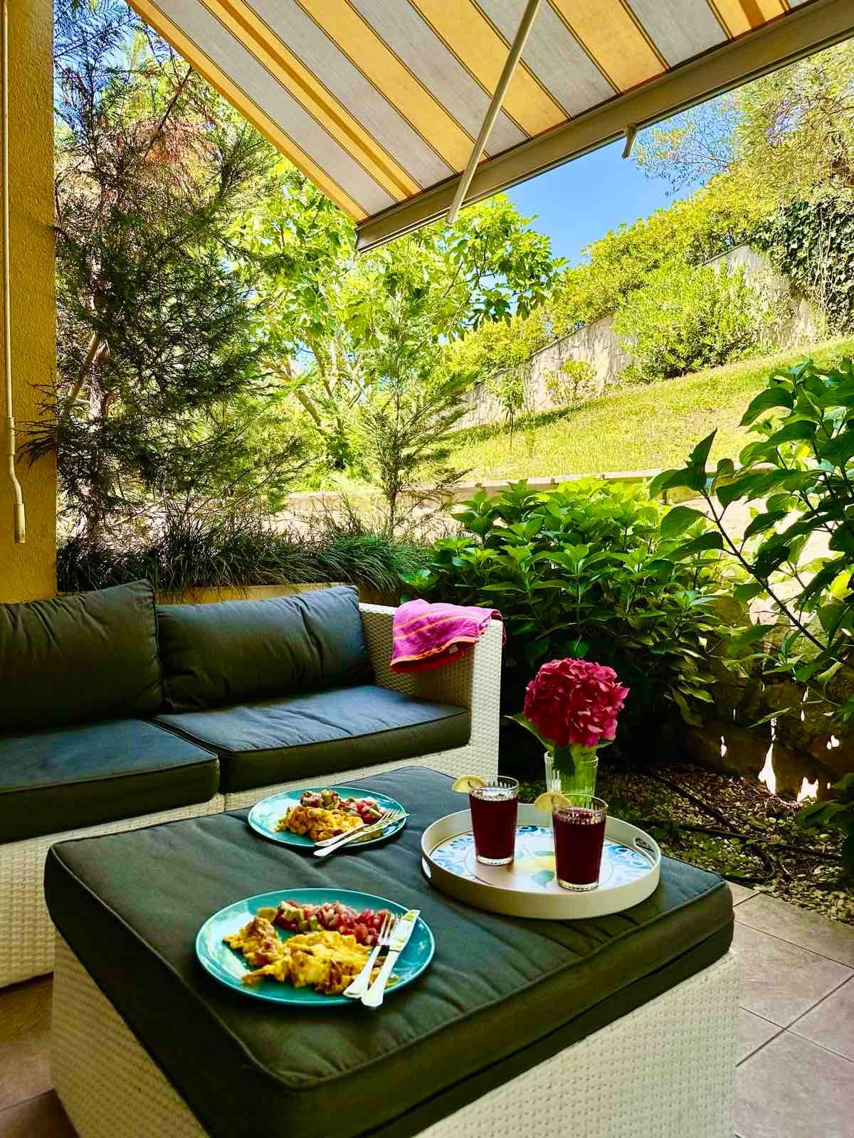 Kuća 176 m² sa bazenom i parking mestom u Lastvi Grbaljskoj, Budva  (Izdavanje na duži period) - Amfora Real Estate