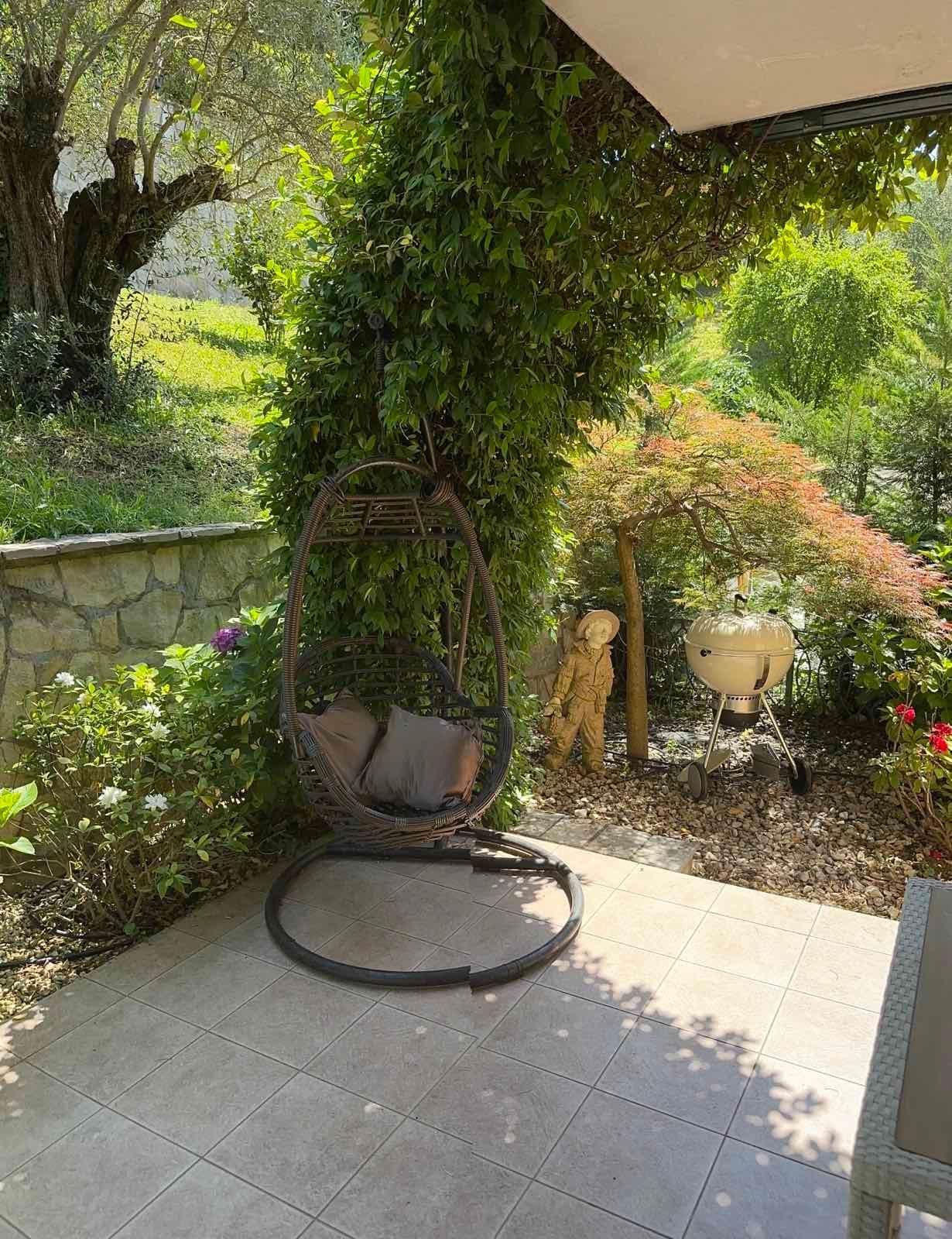 Kuća 176 m² sa bazenom i parking mestom u Lastvi Grbaljskoj, Budva  (Izdavanje na duži period) - Amfora Real Estate