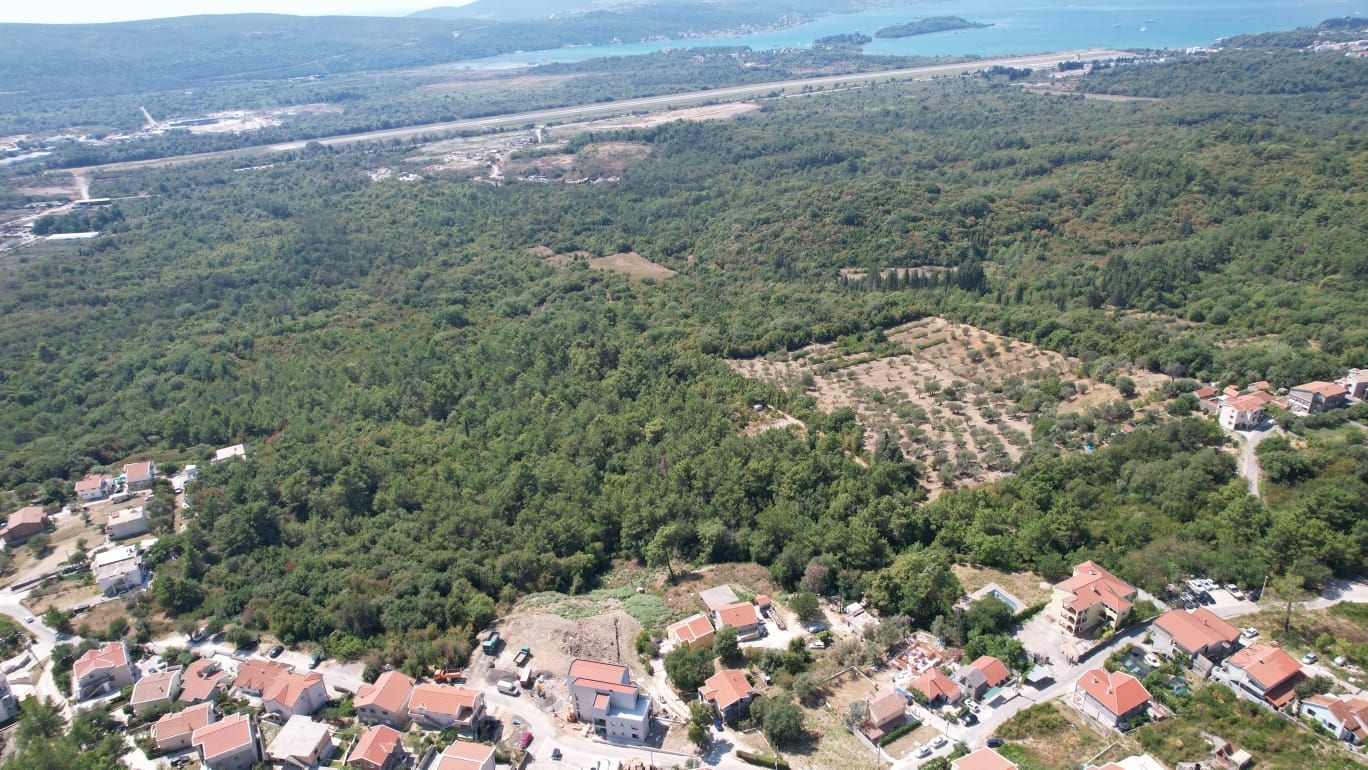 Urbanizovano zemljište 7.700 m² sa mogućnošću gradnje 4.652 m² – Kavač, Kotor - Amfora Real Estate
