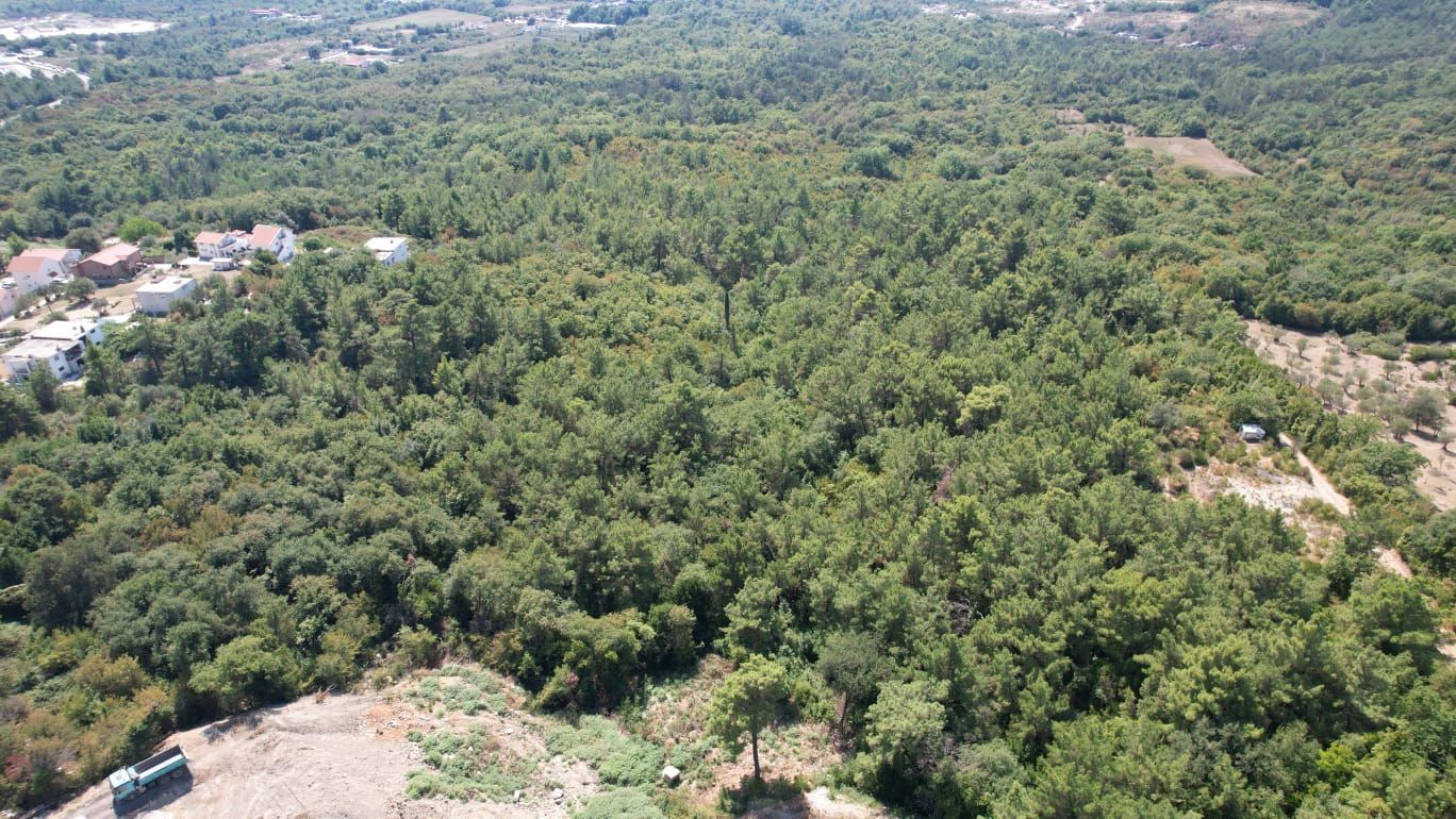 Urbanizovano zemljište 7.700 m² sa mogućnošću gradnje 4.652 m² – Kavač, Kotor - Amfora Real Estate