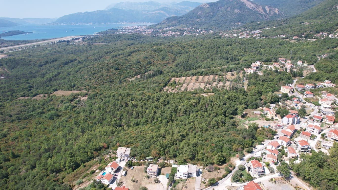 Urbanizovano zemljište 7.700 m² sa mogućnošću gradnje 4.652 m² – Kavač, Kotor - Amfora Real Estate