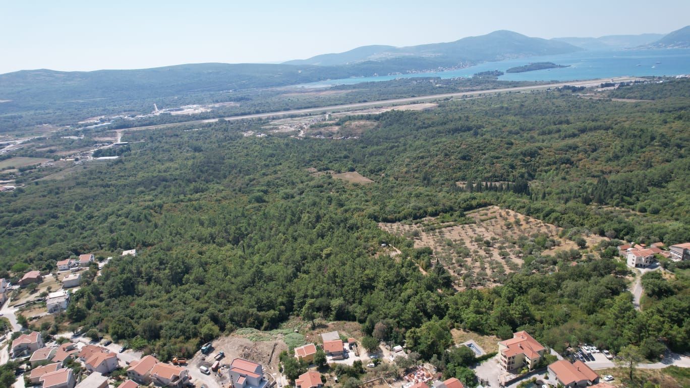 Urbanizovano zemljište 7.700 m² sa mogućnošću gradnje 4.652 m² – Kavač, Kotor - Amfora Real Estate